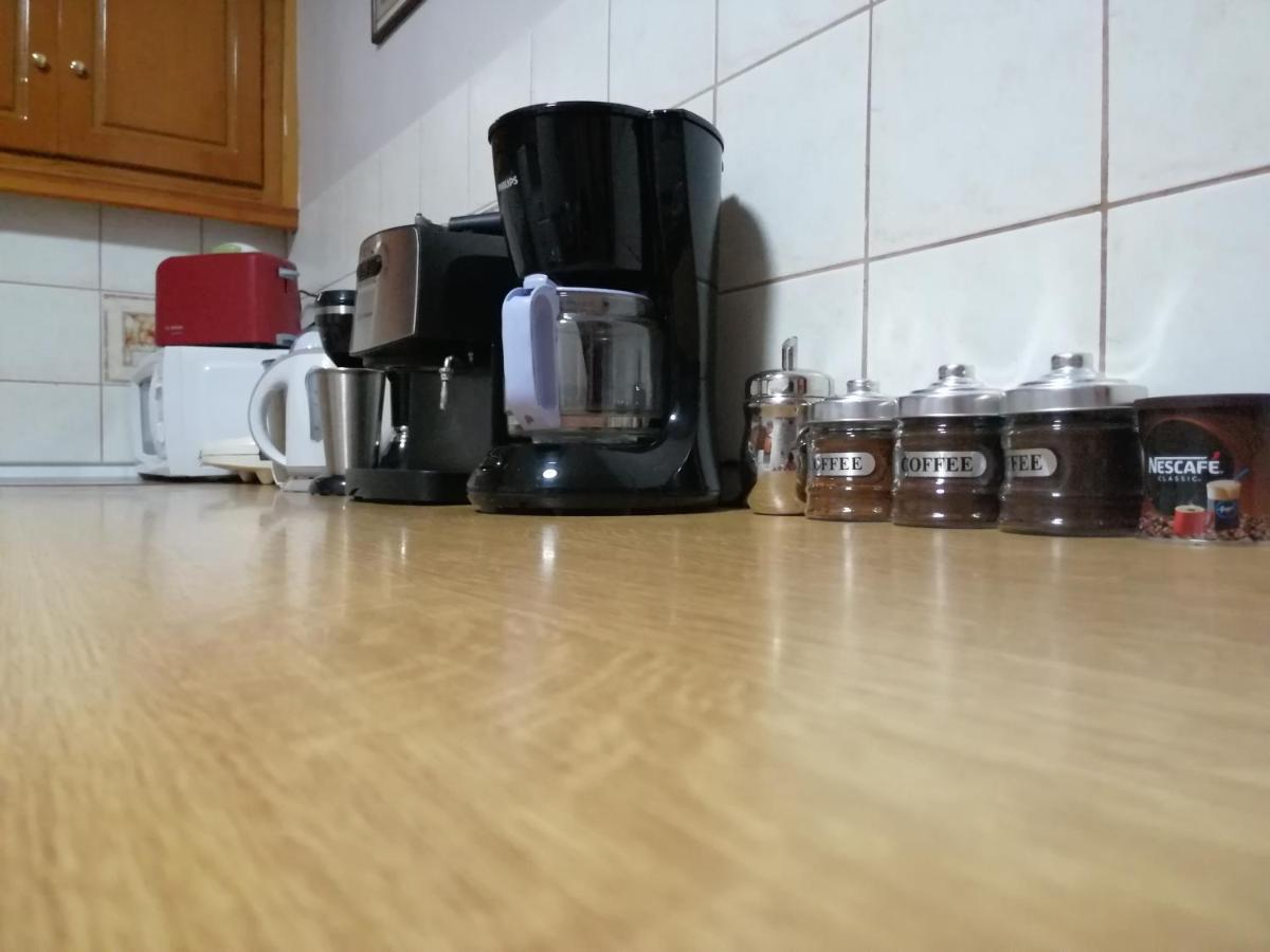 Rodomelo House With Terrace - 4 Bedrooms Leonídion Екстериор снимка