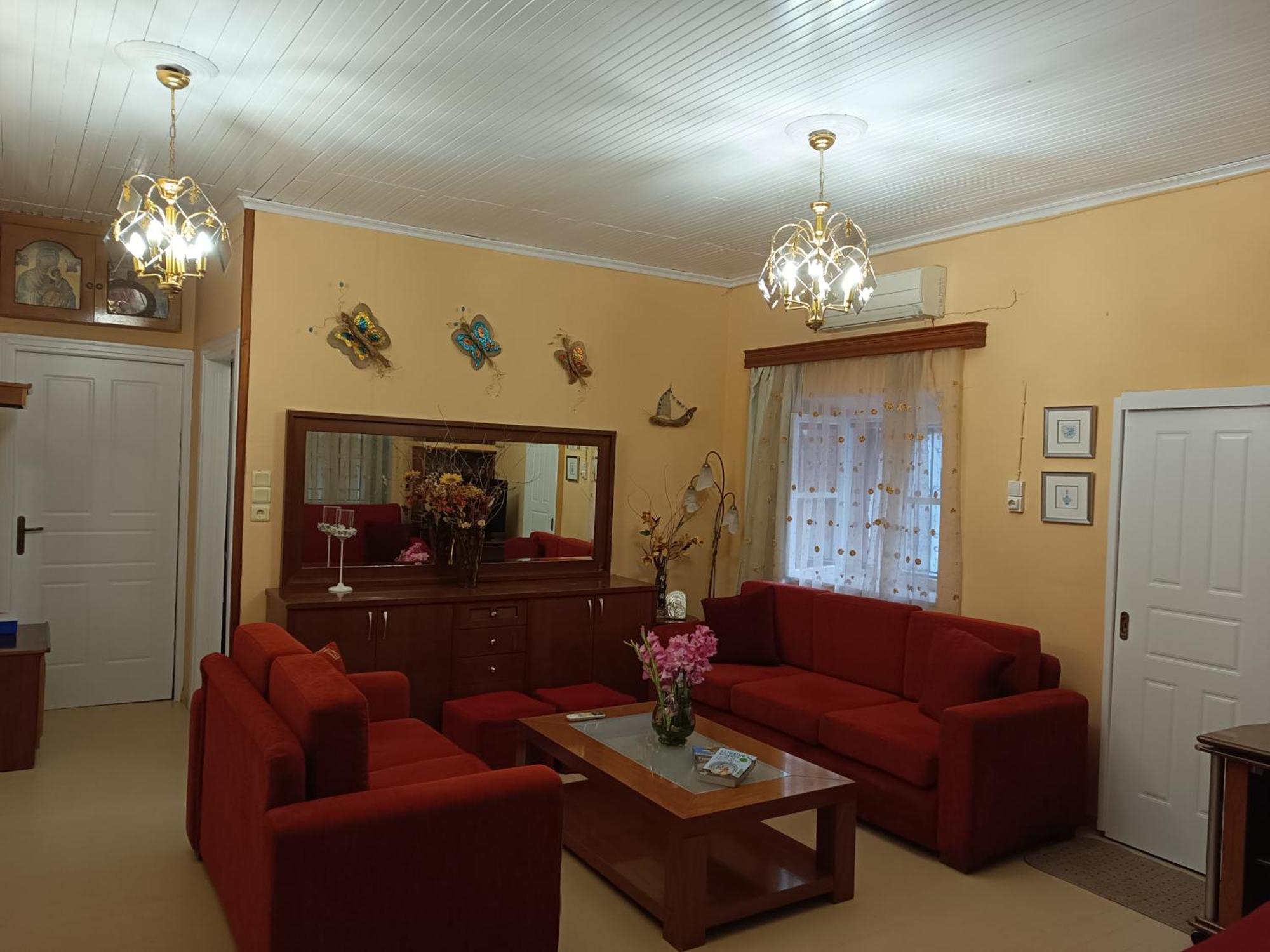 Rodomelo House With Terrace - 4 Bedrooms Leonídion Екстериор снимка