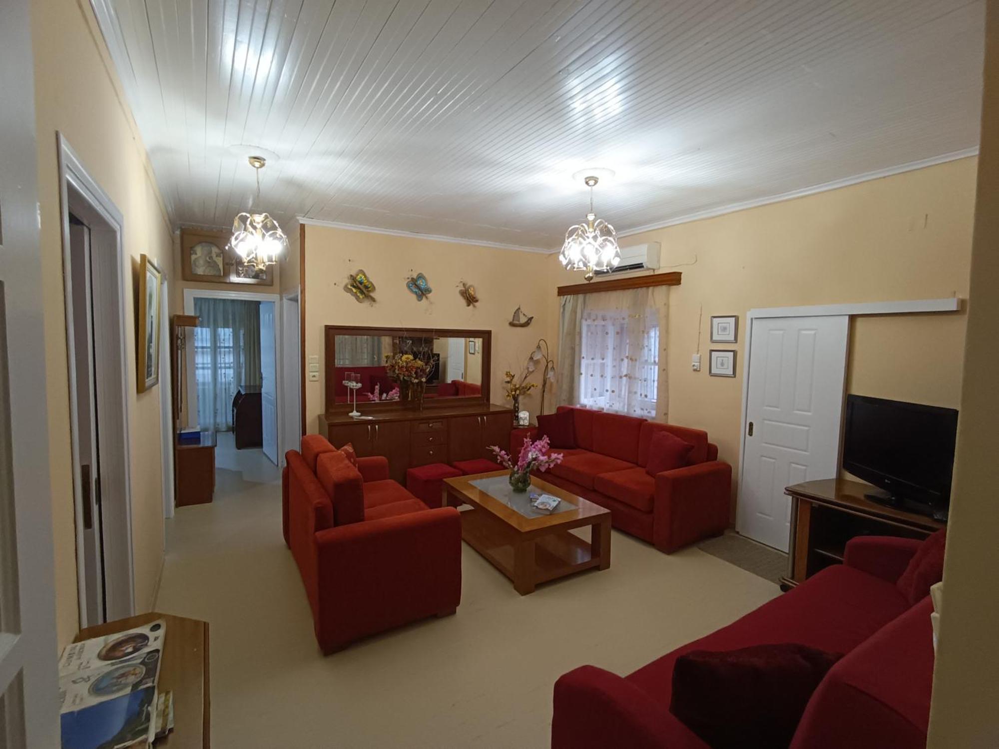 Rodomelo House With Terrace - 4 Bedrooms Leonídion Екстериор снимка